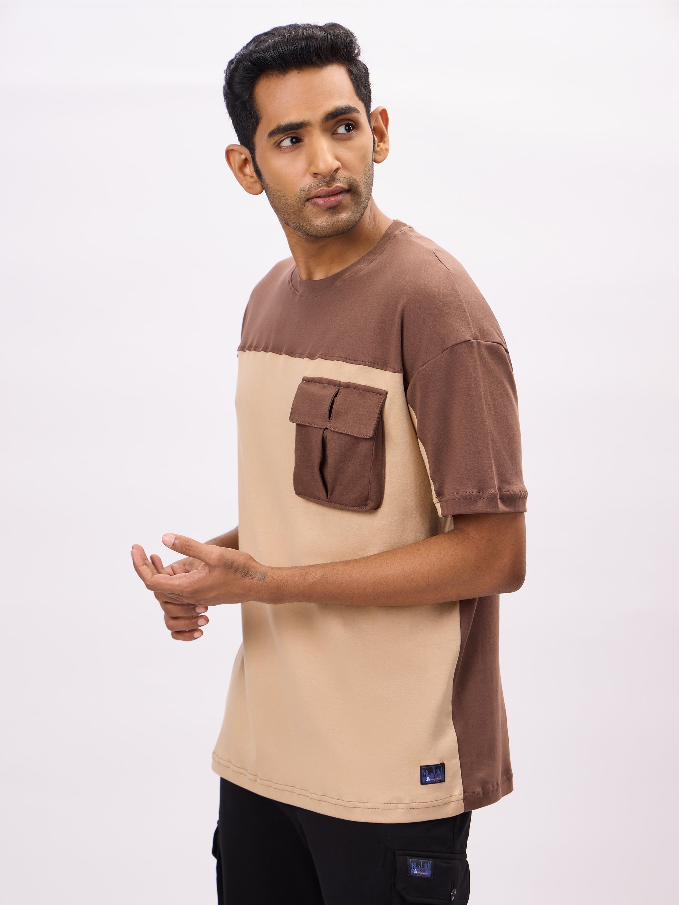 Men's Beige Oversized Fit Colorblocked T-shirt